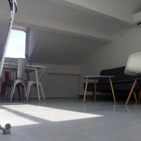 3p Massena Old Last Stage Apartament *